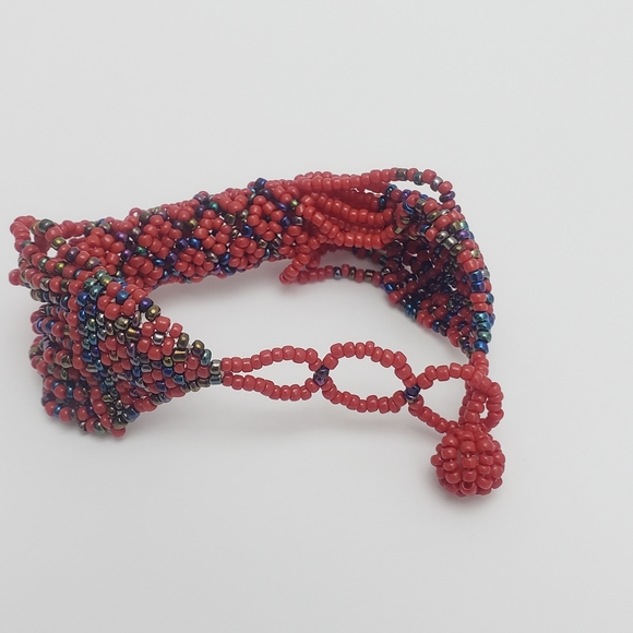 New Boho Red Seed Bead Patterned Bracelet - Picture 5 of 6